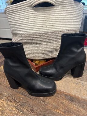 Anne Klein Black Platform Block Heel Ankle Boots